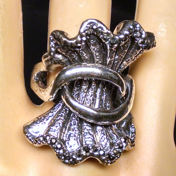 Vintage Elegant Fancy Large Sexy Cocktail Ring